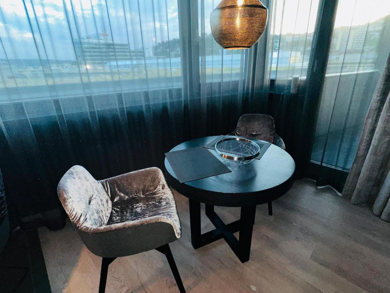 Suites Im Cloud Stuttgart Buitenkant foto